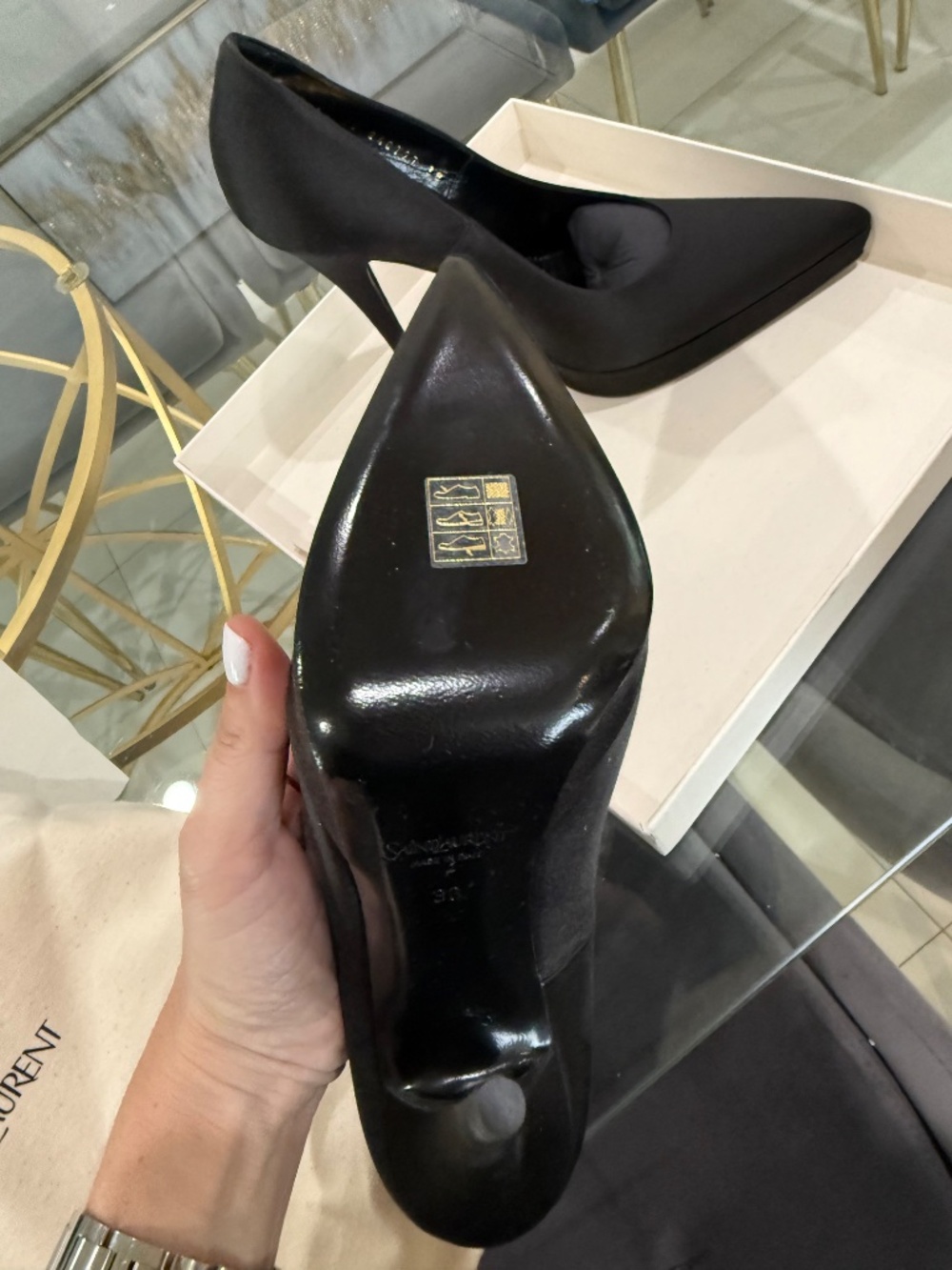 Brand new never worn in box Saint Laurent Lisa 110 pump - Picture 3 of 6